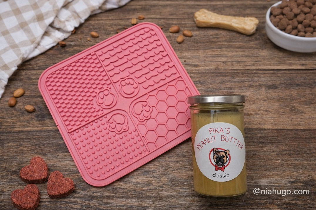 podloga za lizanje licki mat nia hugo in arašidovo maslo slovenske pekarne 